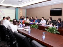 南山区人大常委会邓志荣副主任调查云顶集团官网科技